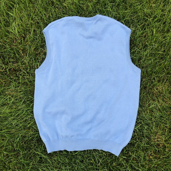 Lacoste sleeveless sweater - Picture 2 of 5